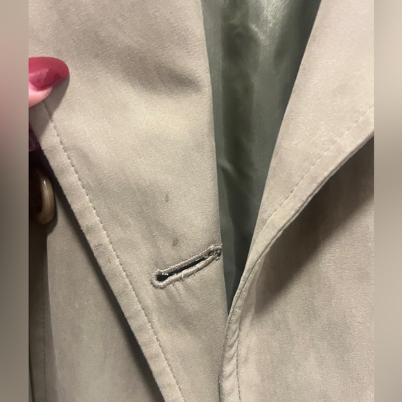 Vintage London Fog Trench Coat - Picture 2 of 6